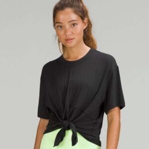 Lululemon Modal Silk blend Tie-front Yoga Tee- size 2 excellent used condition